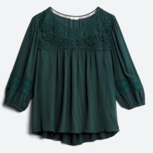 MASON & BELLE Zahra Flowy Crochet Detail Top, Size Medium, Dark Green